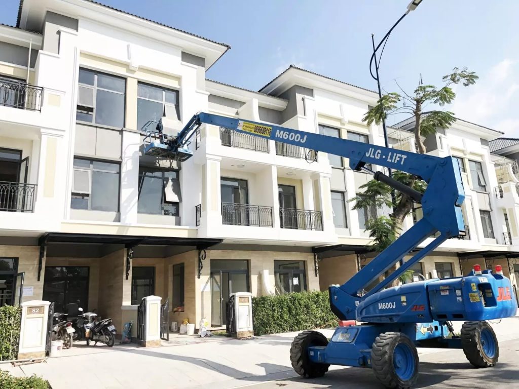 xe nâng người tại hải phòng