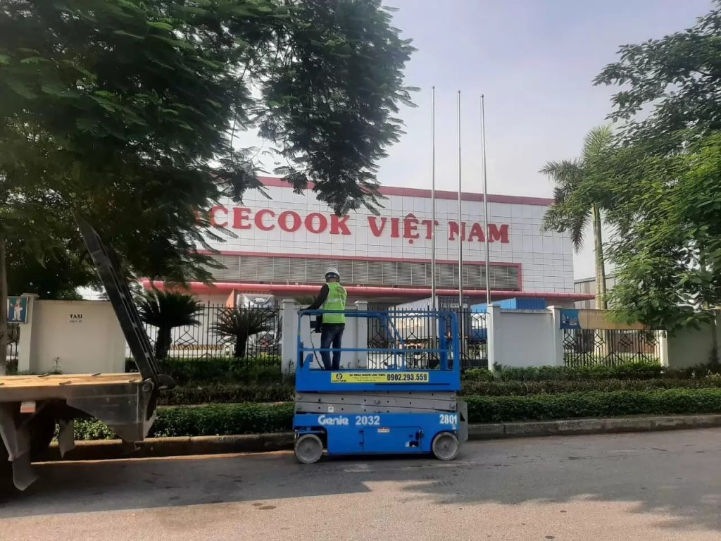 Sử dụng xe nâng người